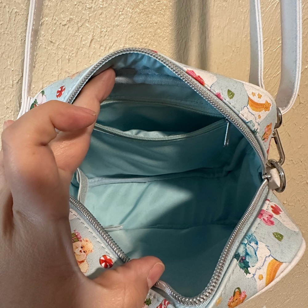Loungefly Care‎ Bear Christmas Crossbody Purse Bag - Picture 4 of 13